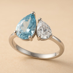 "Drop of Light" – sterling silver ring with aquamarine and cubic zirconia