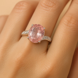 "Charm" – Sterling Silver Ring with Rose Quartz and Zircons .Elegance and Symbolism