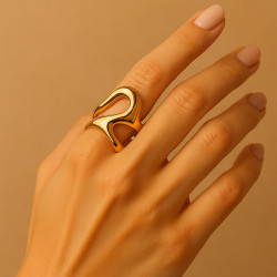 “Silhouette” Ring – Women’s stainless steel ring with yellow gold plating