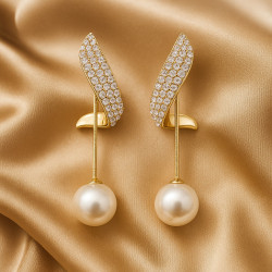 Drop of Elegance – Gold-Plated Earrings | 14K Gold | Zircons & Pearl Imitation